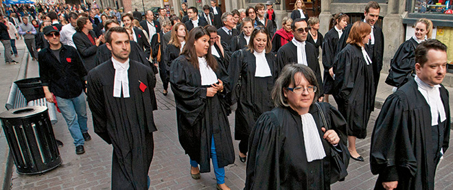 too many lawyers